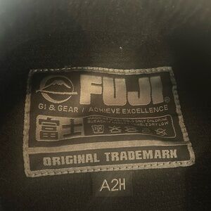 Black Fuji Gi jiu jitsu pants and top Men’s size A2H great shape
